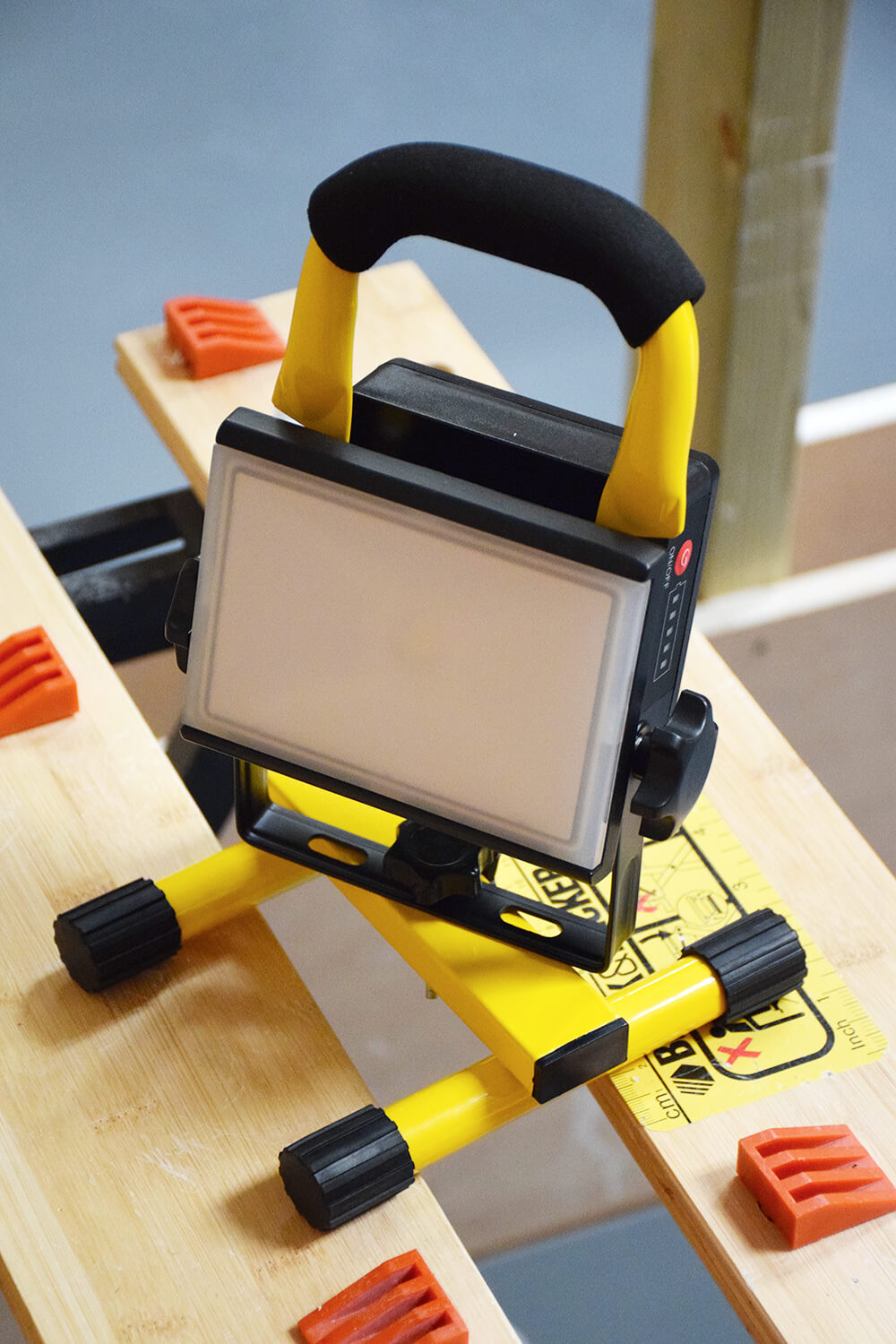 Diall Rechargeable LED Work Light 10W Expert Review