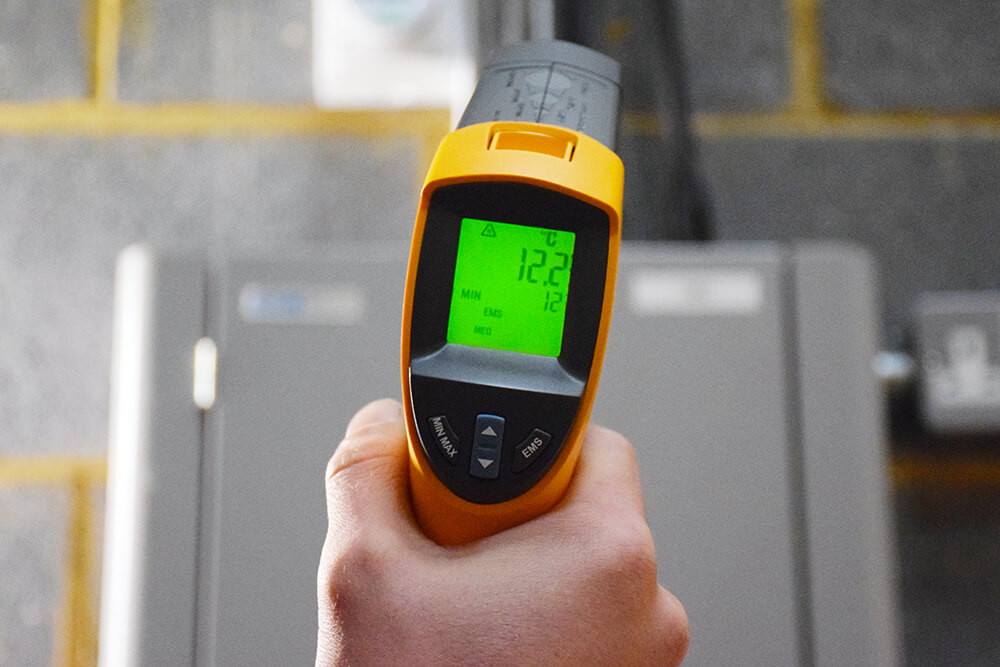 Fluke 561 Infrared Thermometer