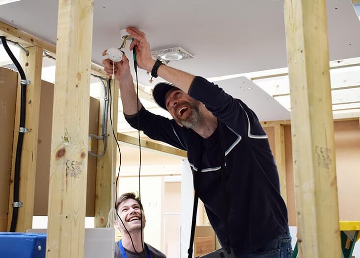 experience week - practical training with electrician courses 4u
