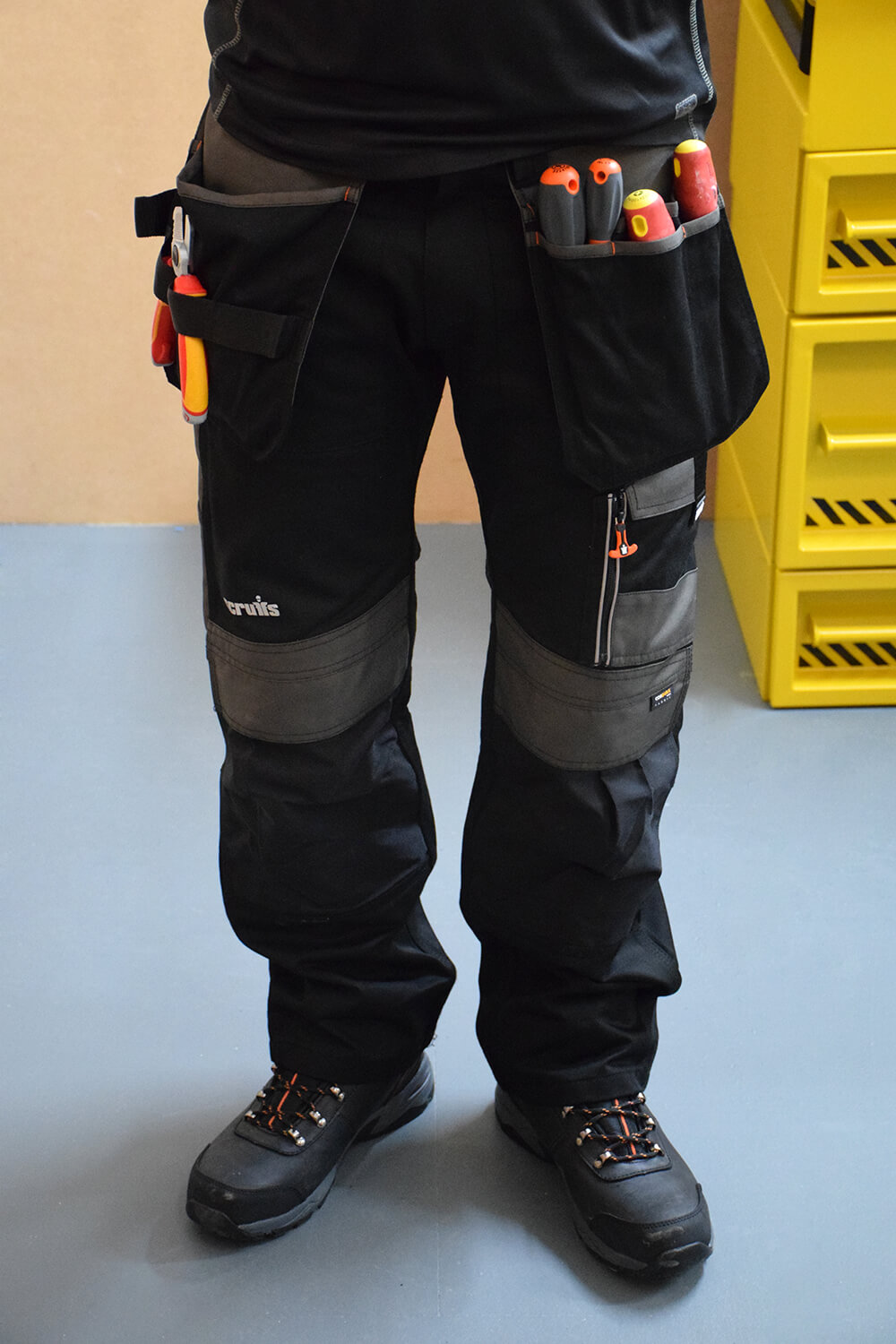 Mens Work Trousers | Snickers, Blaklader, Dickies, Scruffs, Fristads |  TuffShop.co.uk